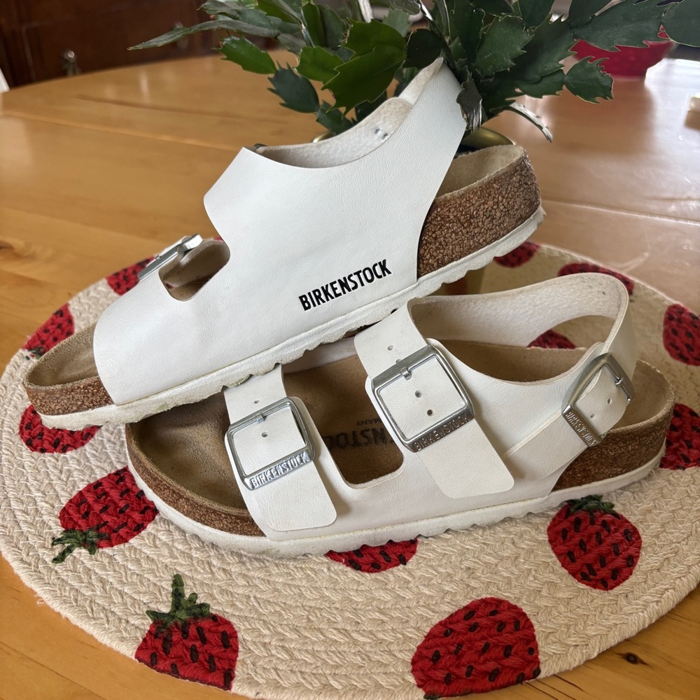 BIRKENSTOCK Milano Women’s Sandals Size 36 in White